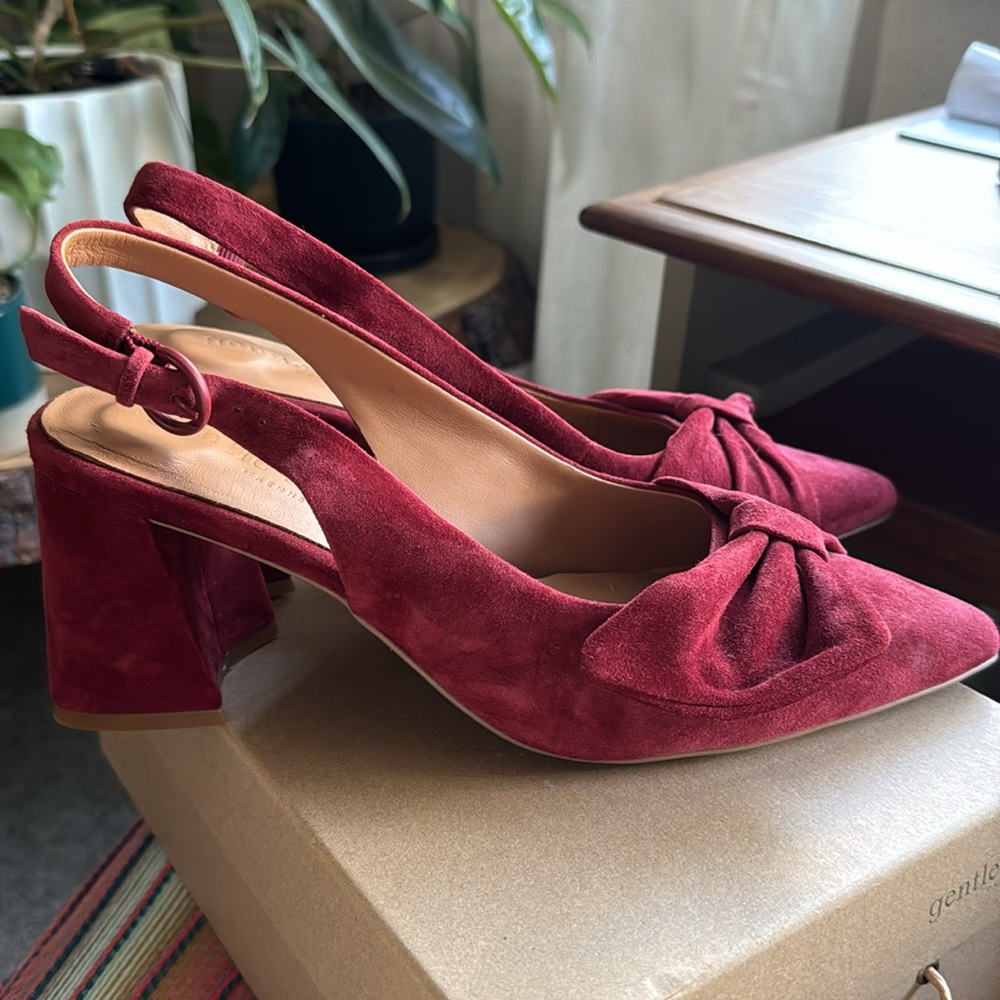 Kenneth Cole Gentle Souls Red Heels